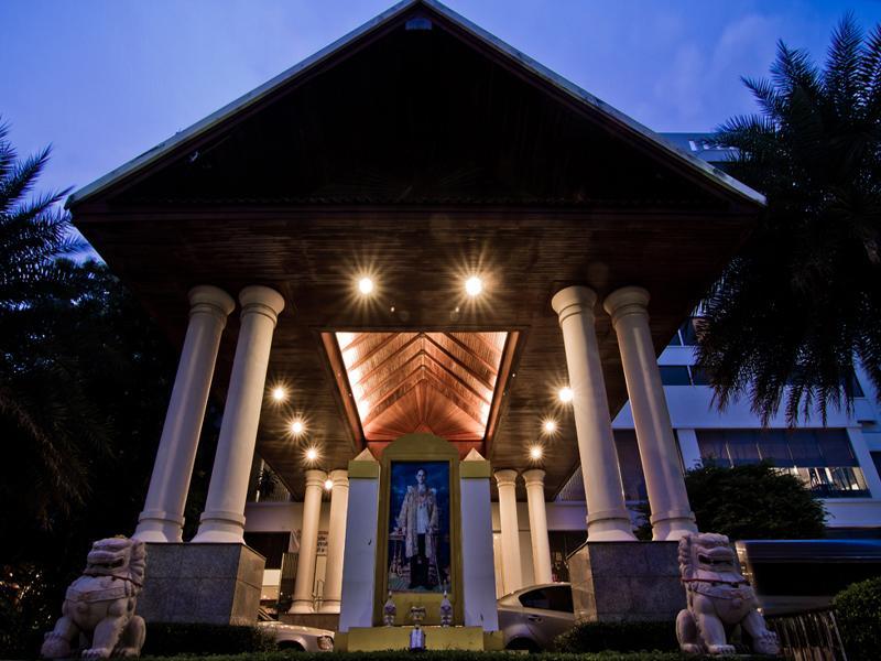 Laithong Hotel Ubon Ratchathani Esterno foto