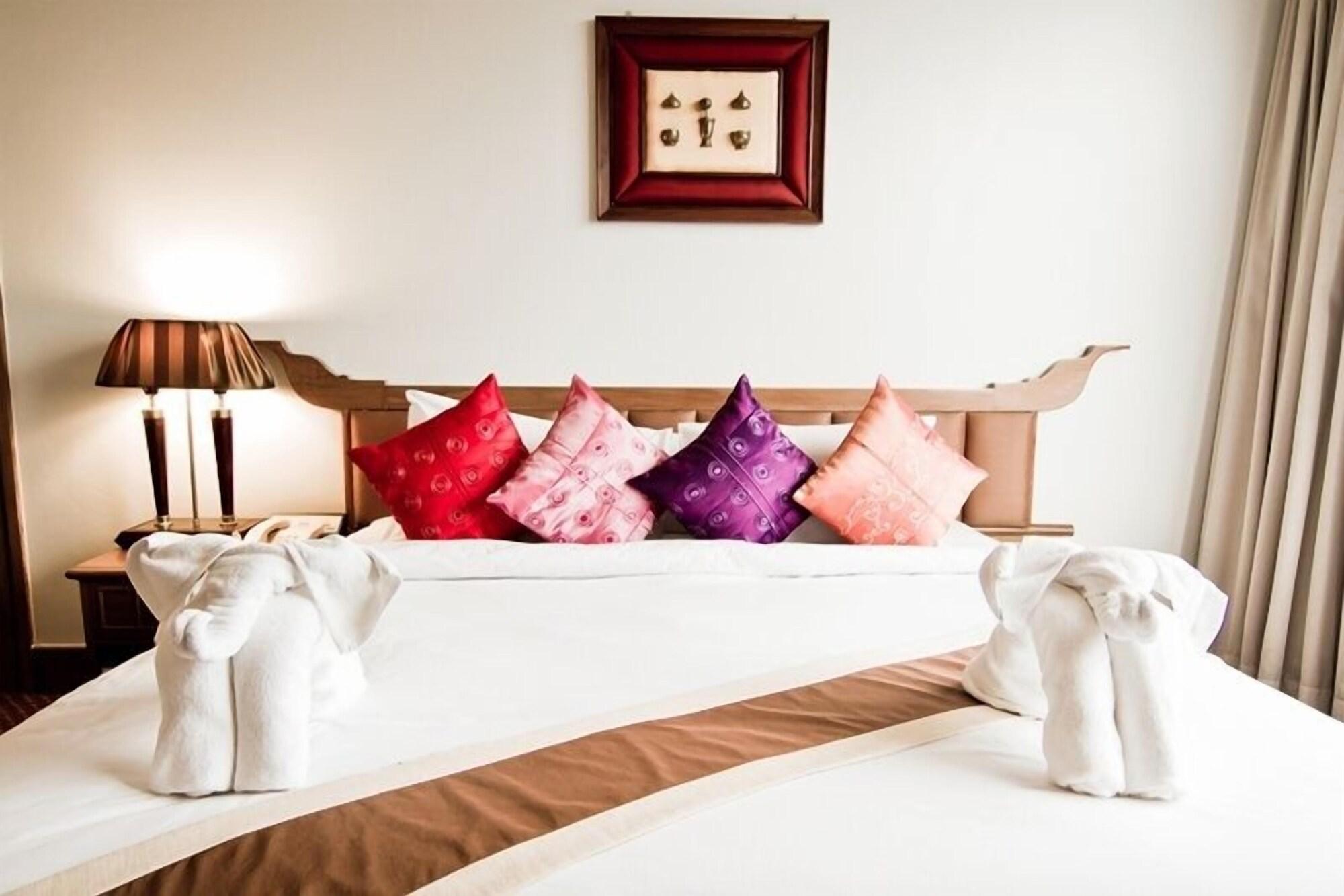 Laithong Hotel Ubon Ratchathani Esterno foto
