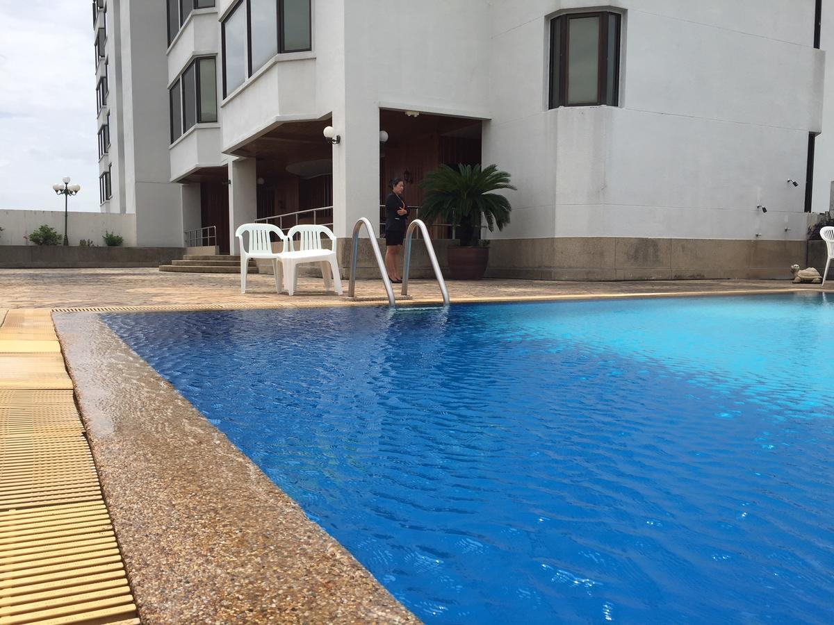 Laithong Hotel Ubon Ratchathani Esterno foto