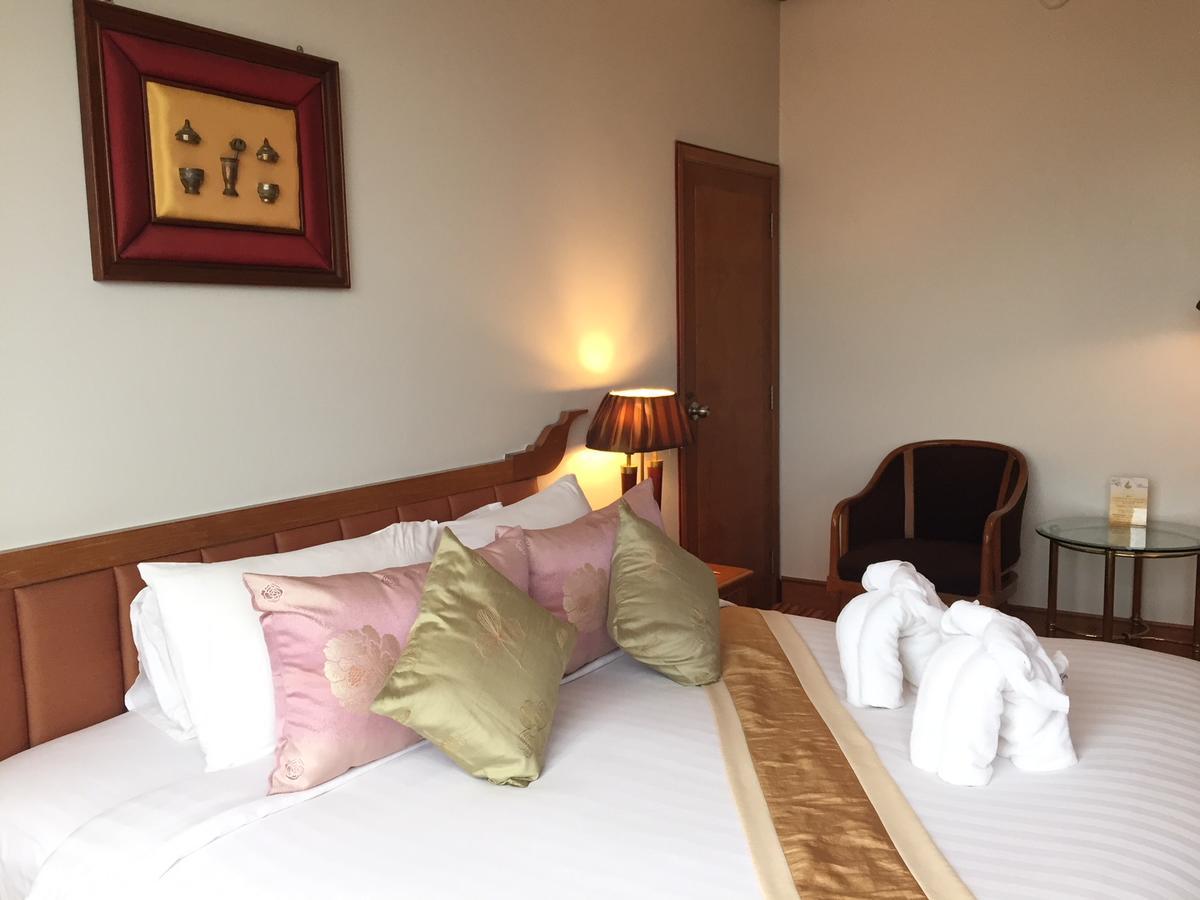 Laithong Hotel Ubon Ratchathani Esterno foto